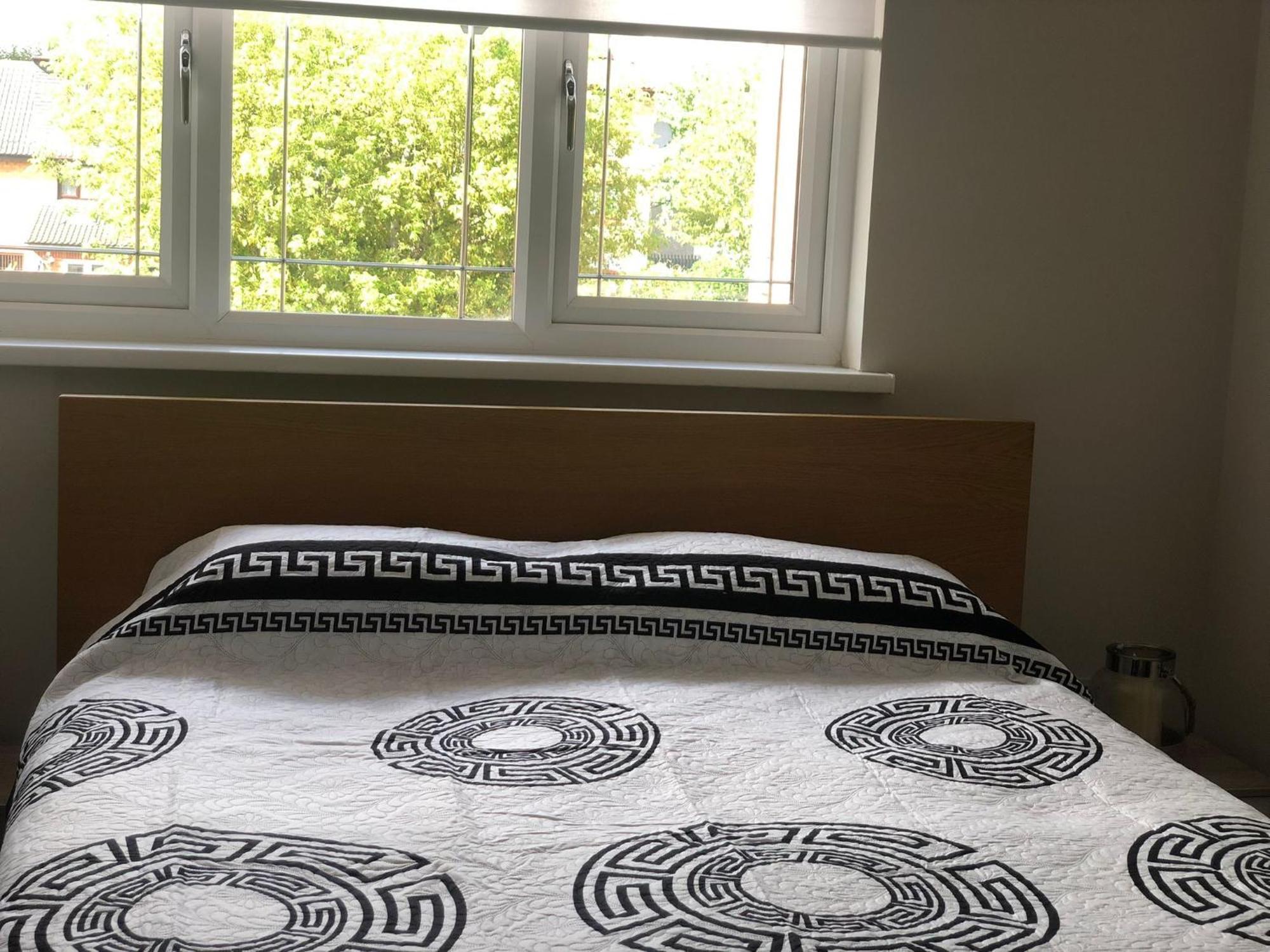Cozy House With Free Parking & Wifi Near Maryland Station Hotell London Eksteriør bilde