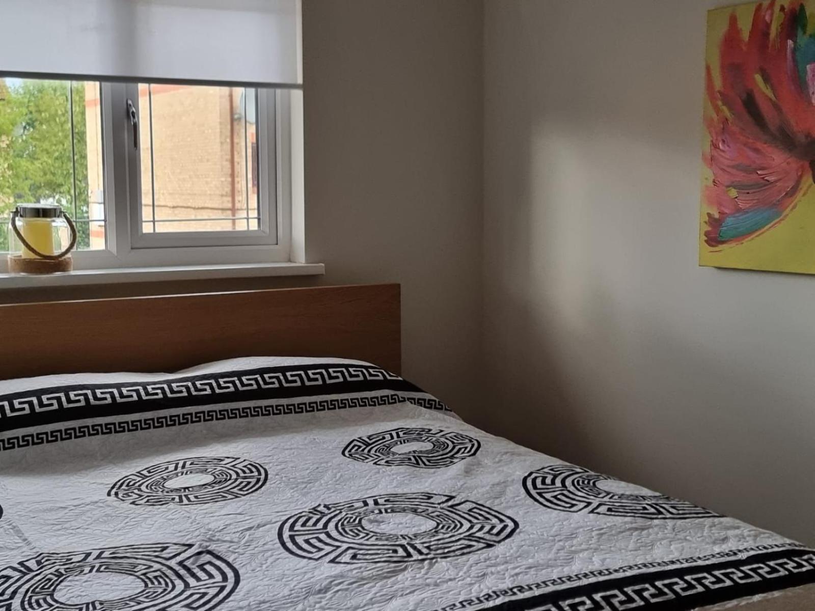 Cozy House With Free Parking & Wifi Near Maryland Station Hotell London Eksteriør bilde