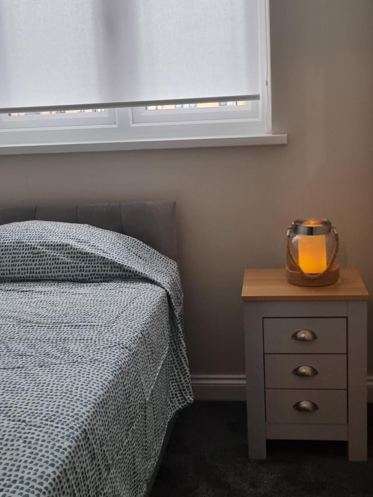 Cozy House With Free Parking & Wifi Near Maryland Station Hotell London Eksteriør bilde